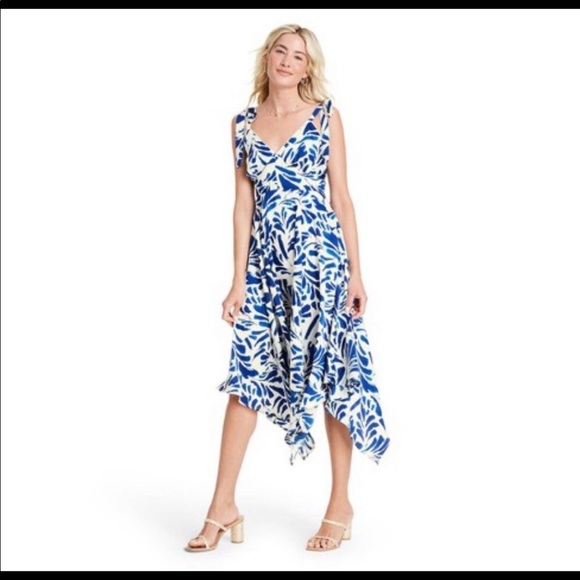 alexis for target blue dress ALEXIS for Target Floral Long Sleeve Rope Belt Tiered Dress Blue XS S 1X 3X
